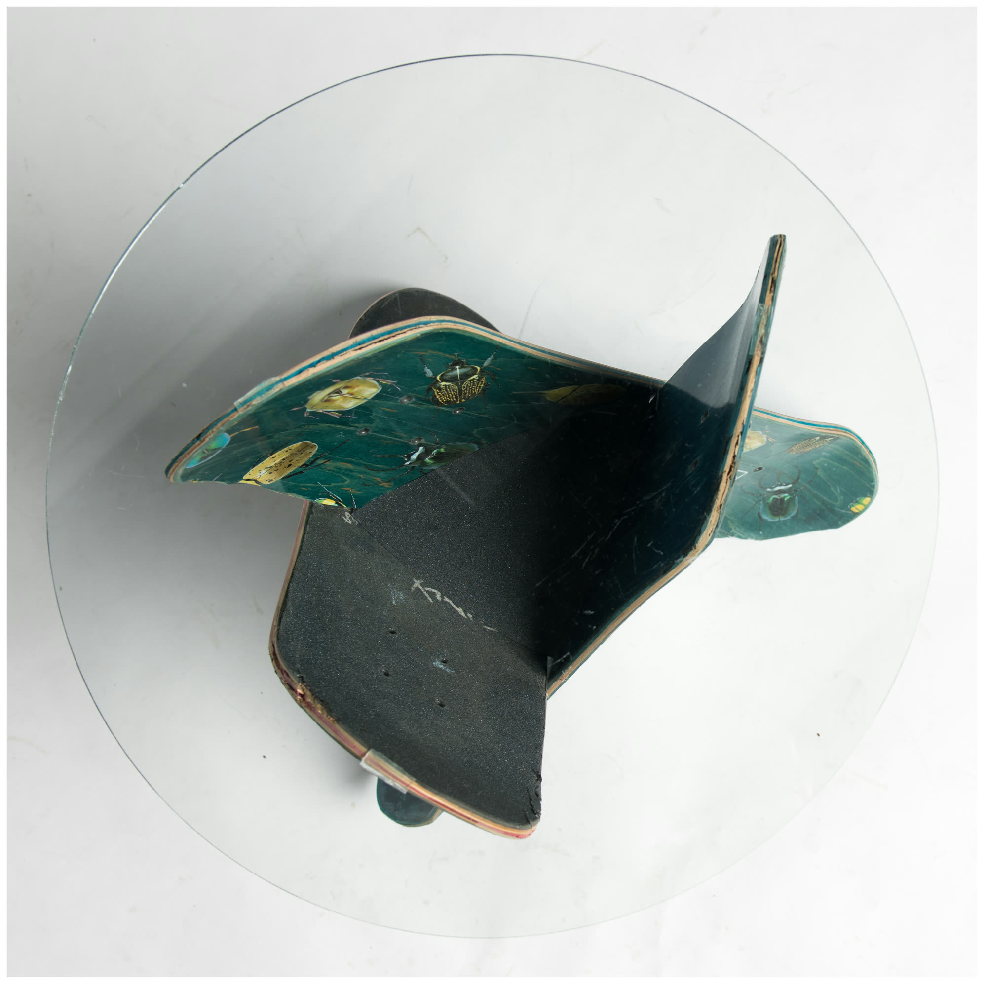 Skate table, upside detail